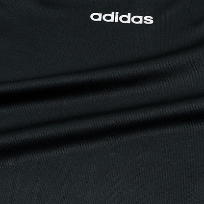 this is a men's sporty or casual two-piece